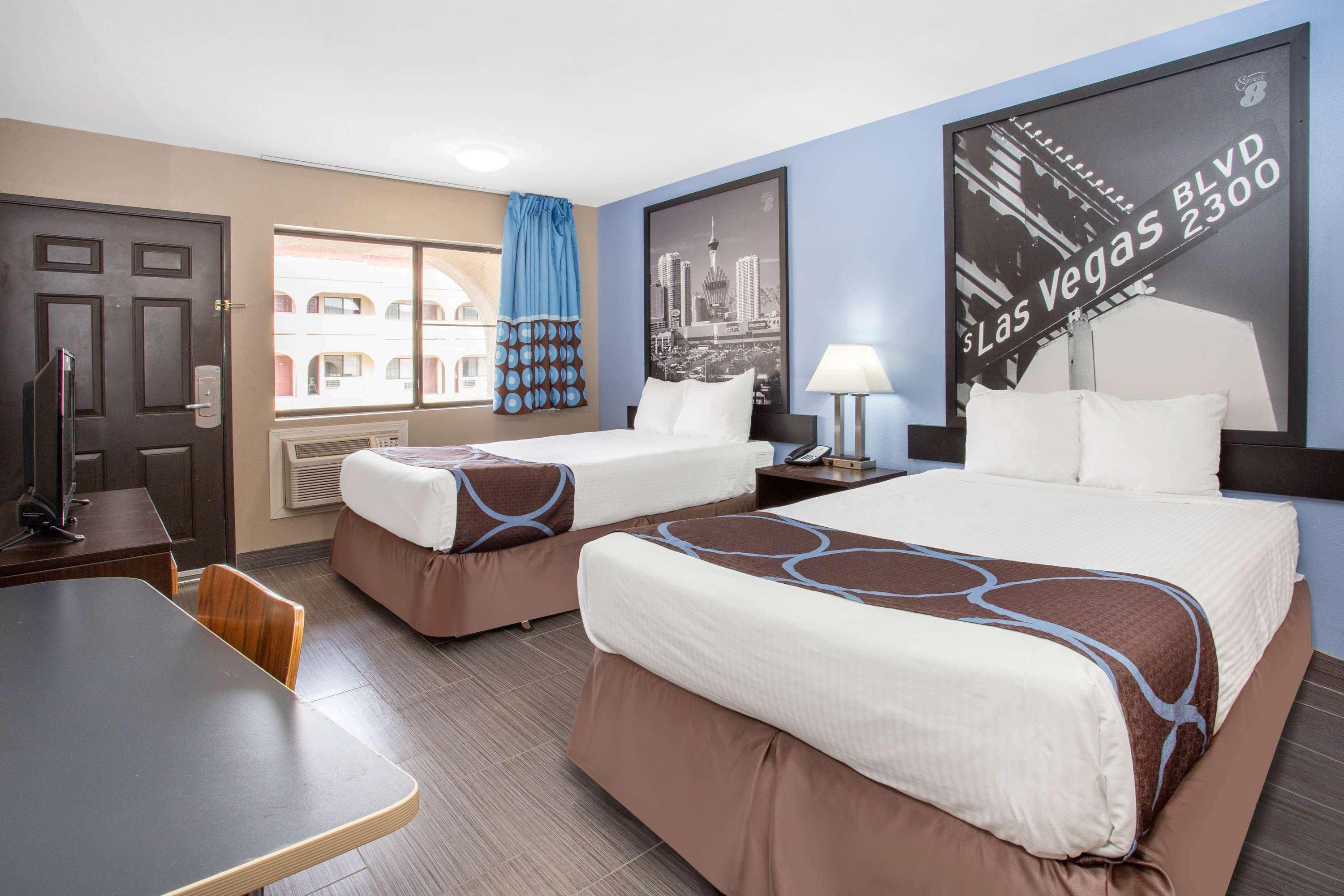 Super 8 By Wyndham Las Vegas Nellis Afb Area Экстерьер фото
