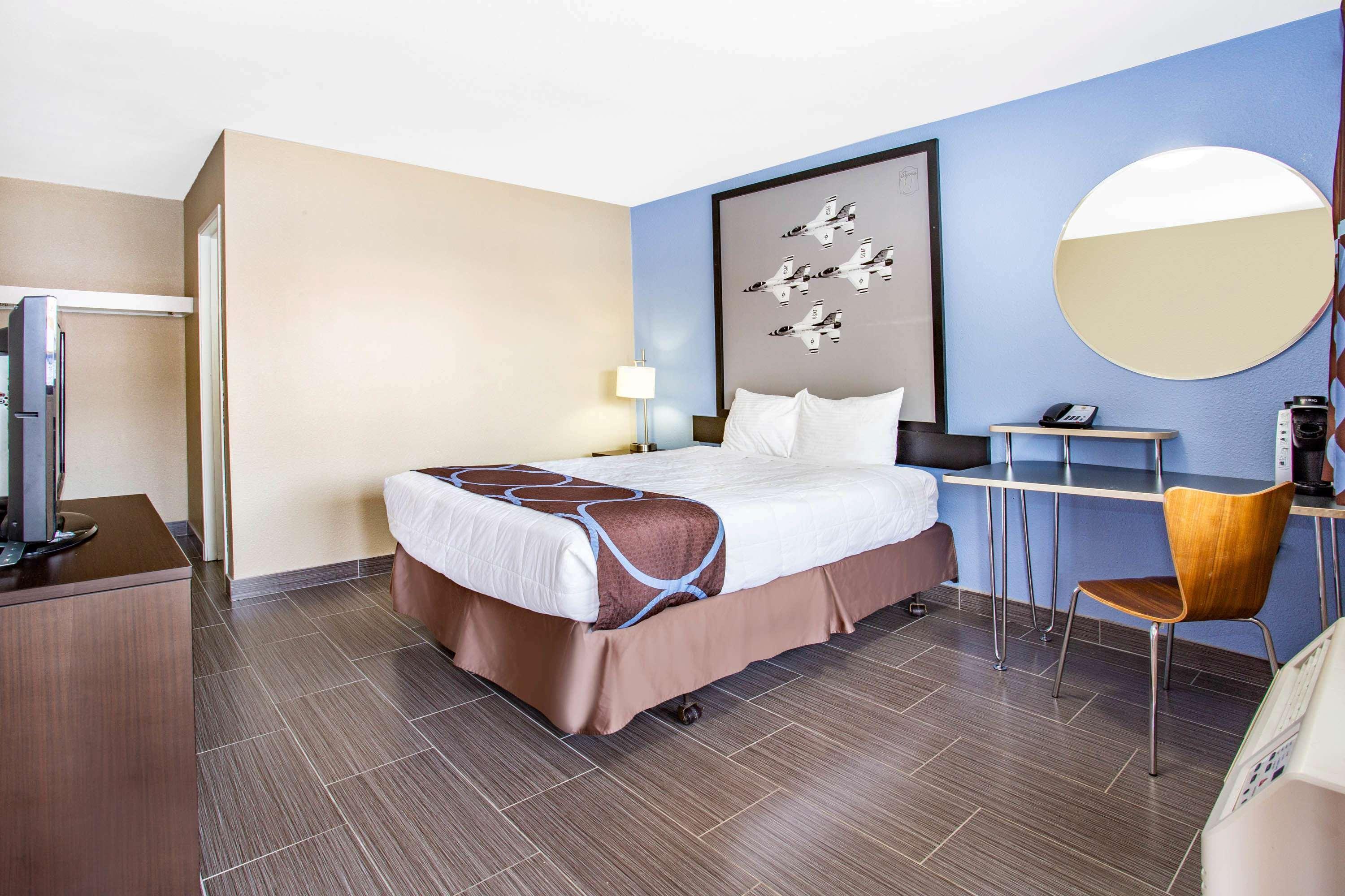 Super 8 By Wyndham Las Vegas Nellis Afb Area Экстерьер фото