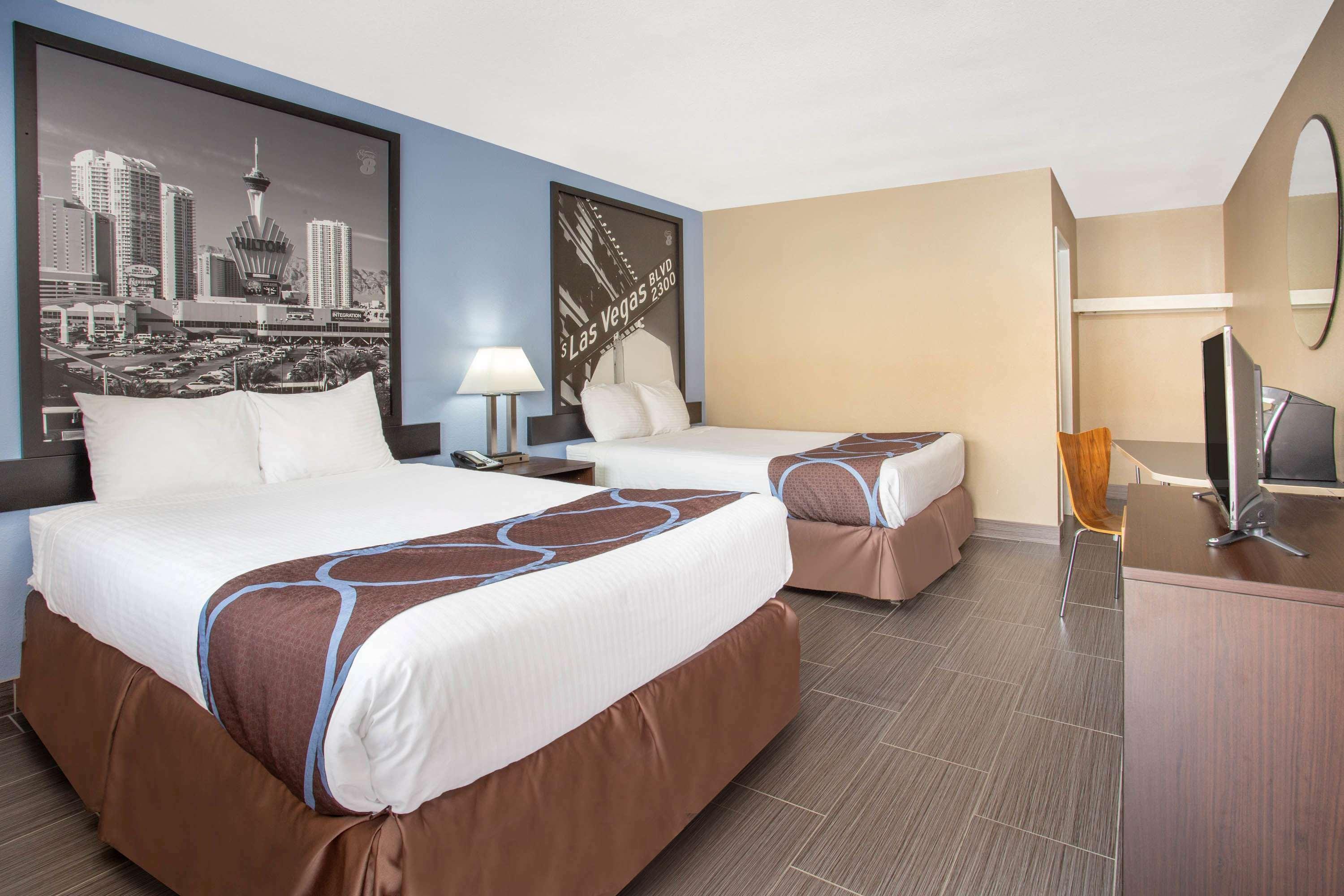 Super 8 By Wyndham Las Vegas Nellis Afb Area Экстерьер фото