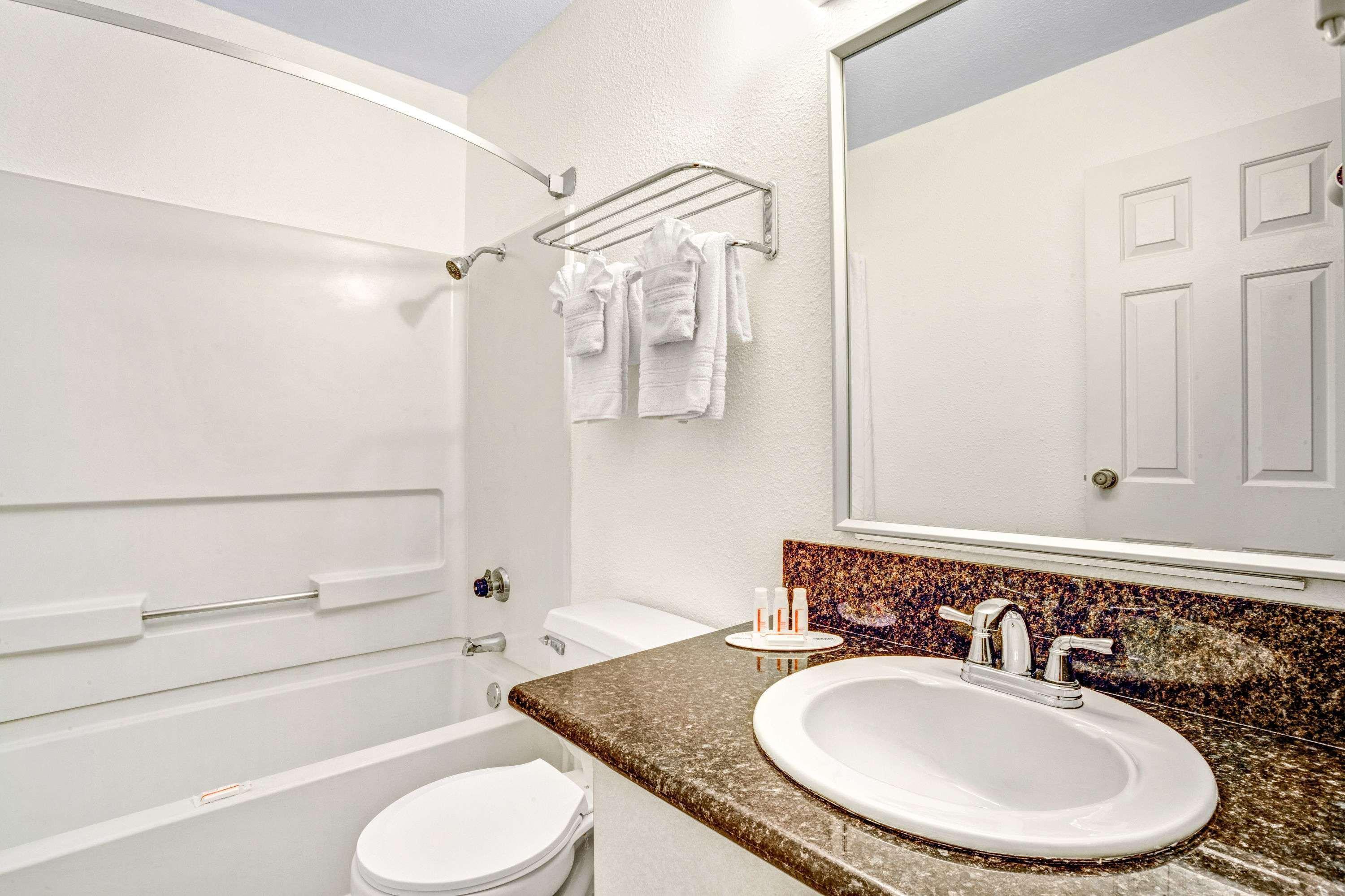 Super 8 By Wyndham Las Vegas Nellis Afb Area Экстерьер фото